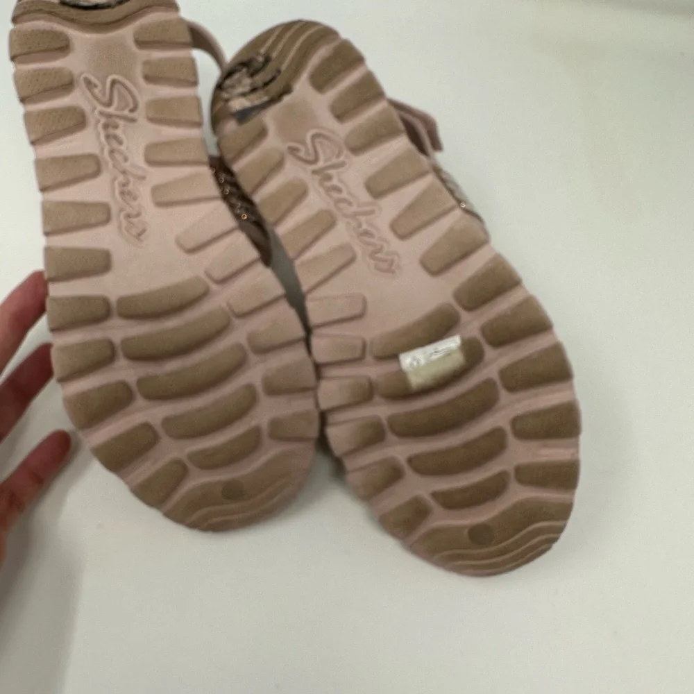 Sketcher Memory foam Embellished Sandals - Picture 5 of 6